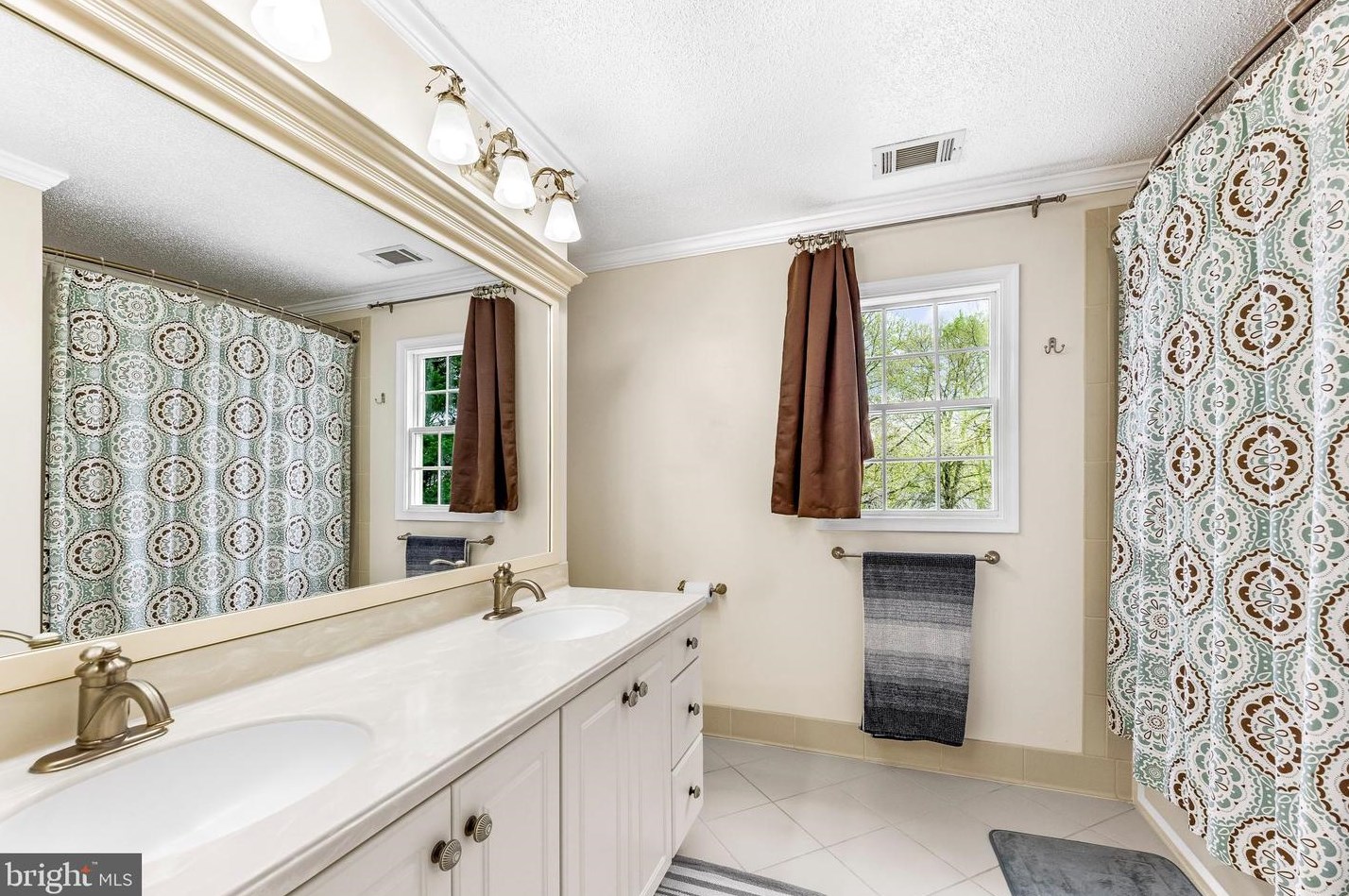 3512 Fortuna Ct, Huntingtown MD 20639 exterior