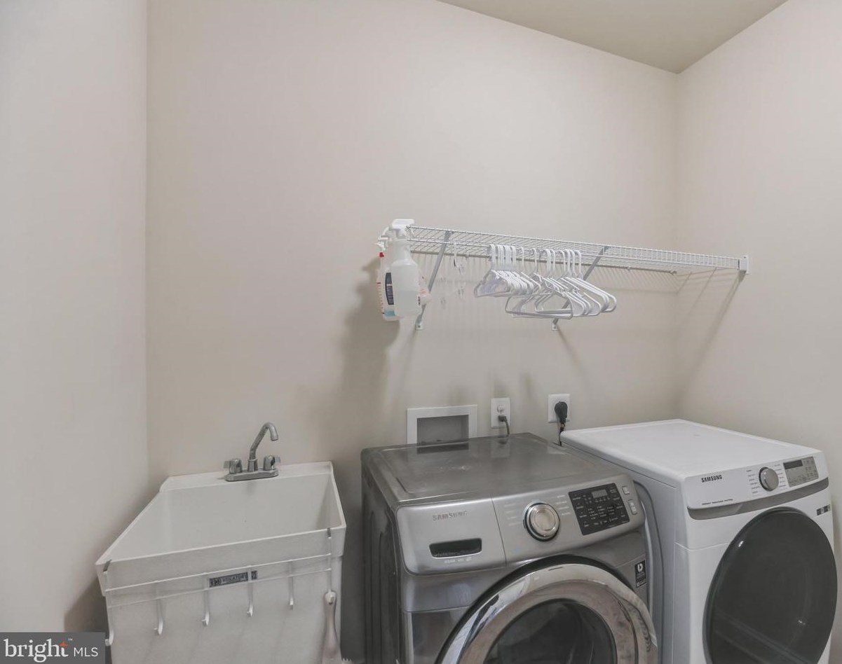 967 Folkstone Dr, Huntingtown MD  20639-2351 exterior