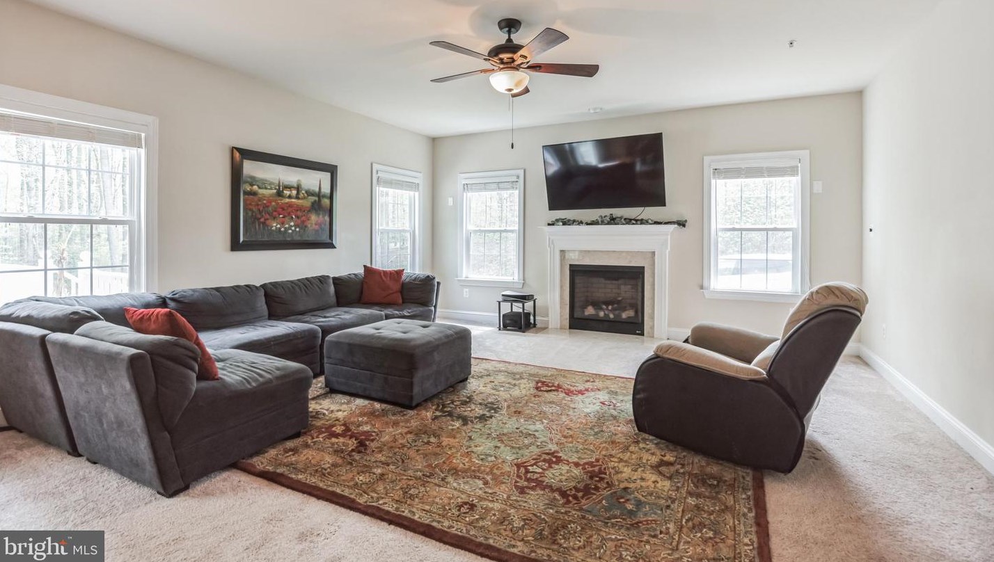 967 Folkstone Dr, Huntingtown MD  20639-2351 exterior