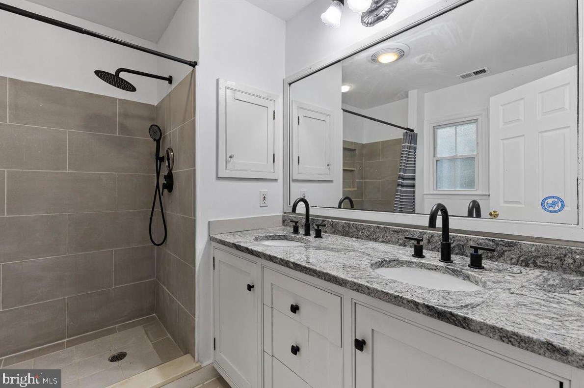 1100 Plum Point Rd, Huntingtown MD  20639-9247 exterior