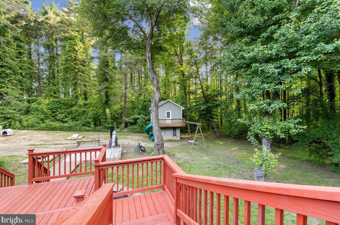 1100 Plum Point Rd, Huntingtown MD  20639-9247 exterior