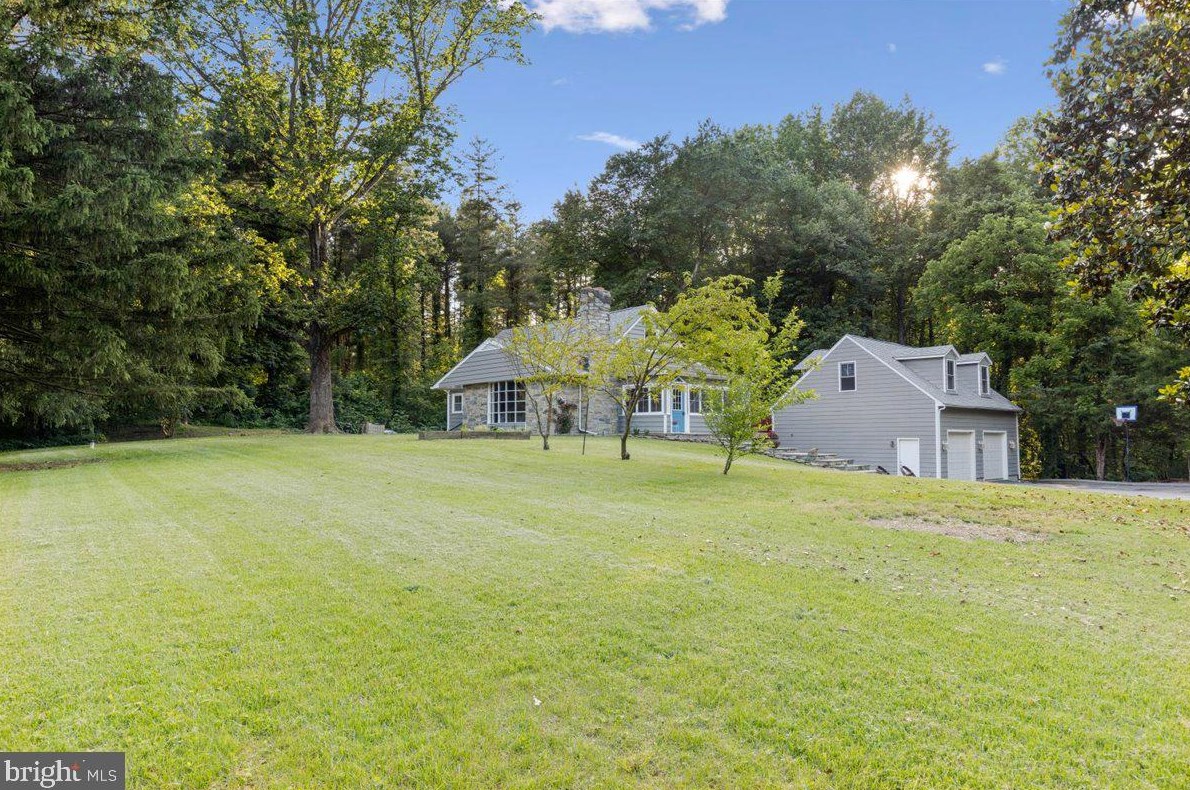 1100 Plum Point Rd, Huntingtown MD  20639-9247 exterior