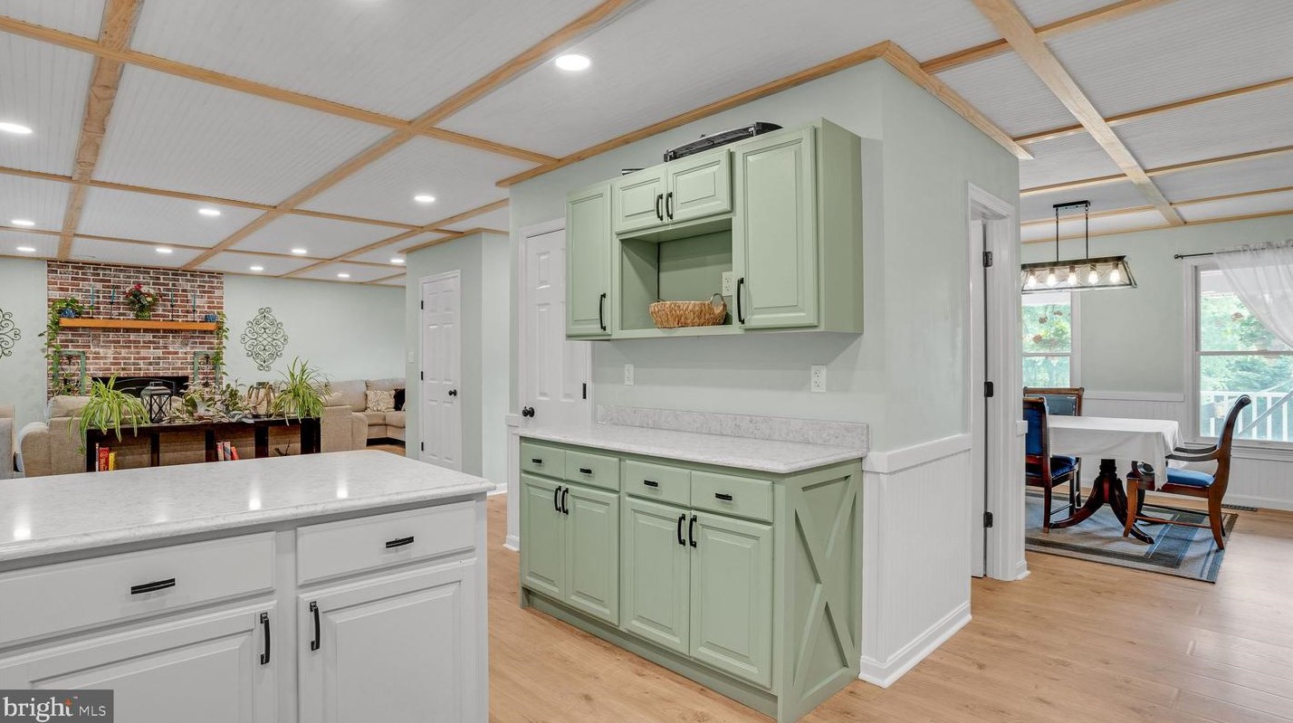 6641 Greenhill Ct, Huntingtown MD 20639-3210 exterior