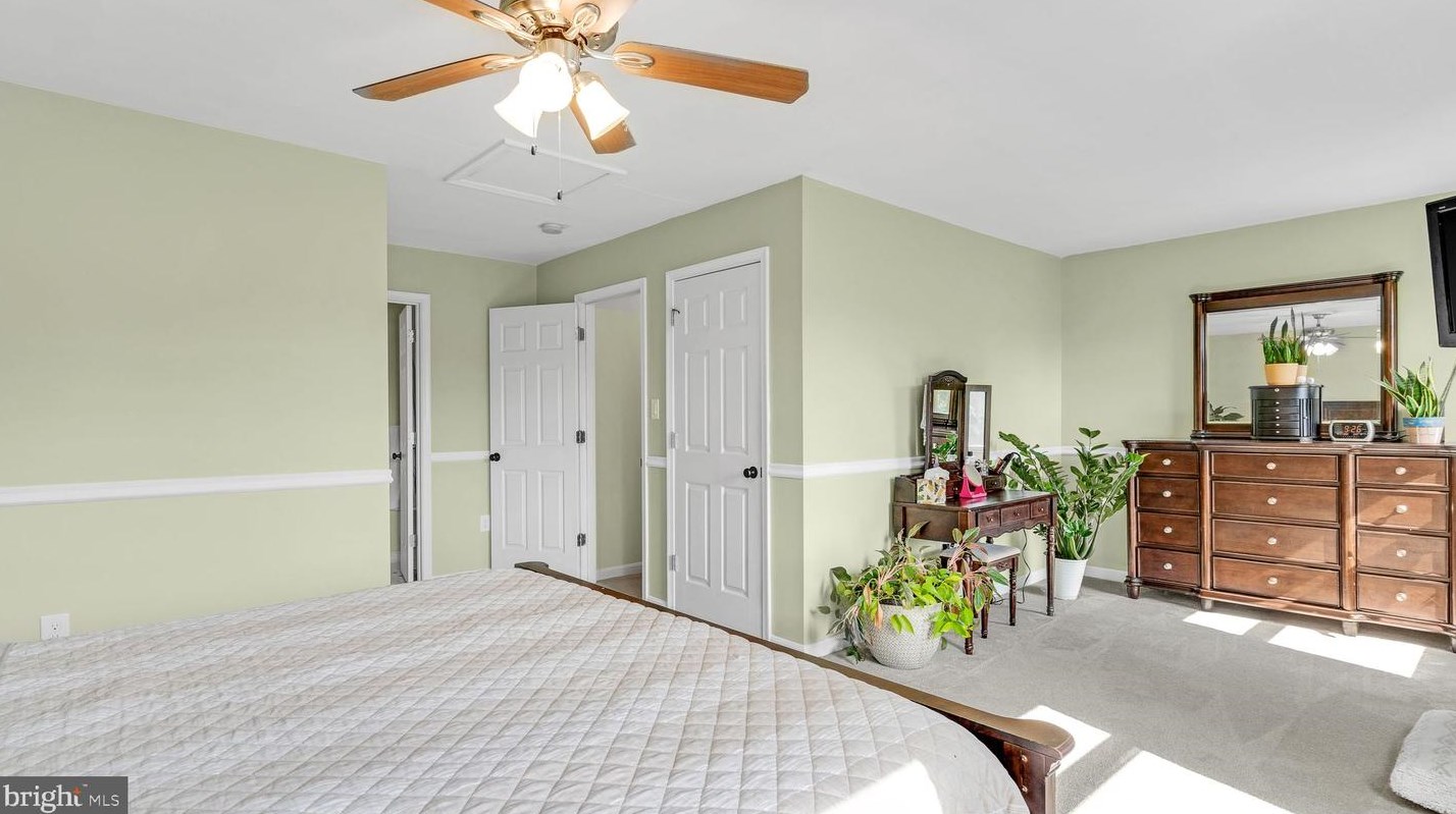 6641 Greenhill Ct, Huntingtown MD 20639-3210 exterior