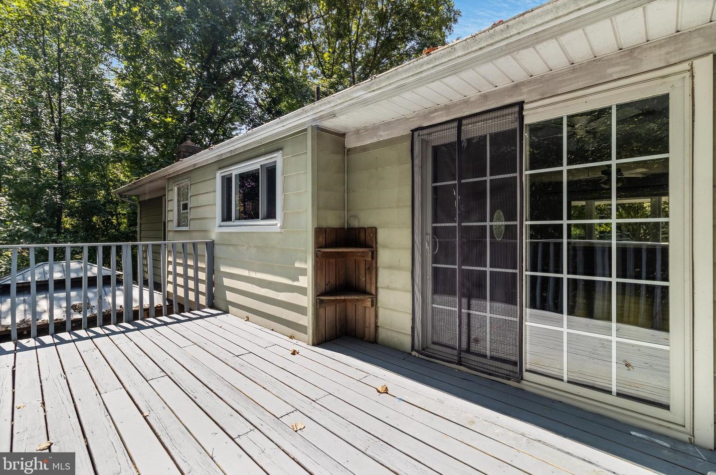 5721 Stephen Reid Rd, Huntingtown MD 20639-9779 exterior