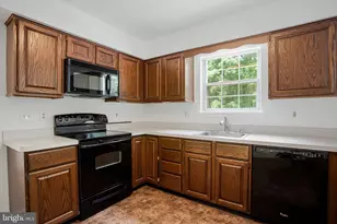 10612 Taney Ct, Dunkirk, MD 20754 - Photo 9