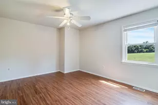 9201 Owings Manor Ct, Owings, MD 20736 - Photo 27