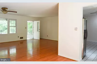 8814 Lafayette Drive, Owings, MD 20736 - Photo 5