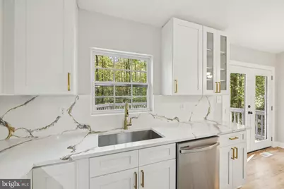 8815 Falling Leaf Drive, Owings, MD 20736 - Photo 13