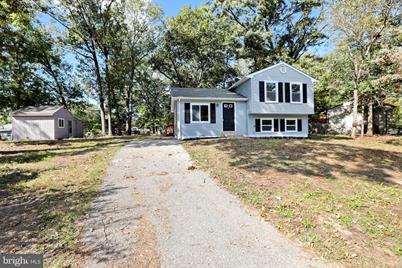 1028 Cumberland Court - Photo 1