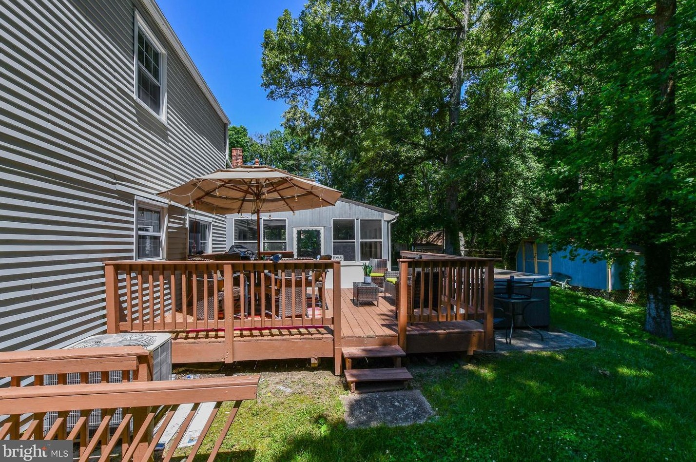 2182 Gothic Ct, Waldorf MD  20602-2226 exterior