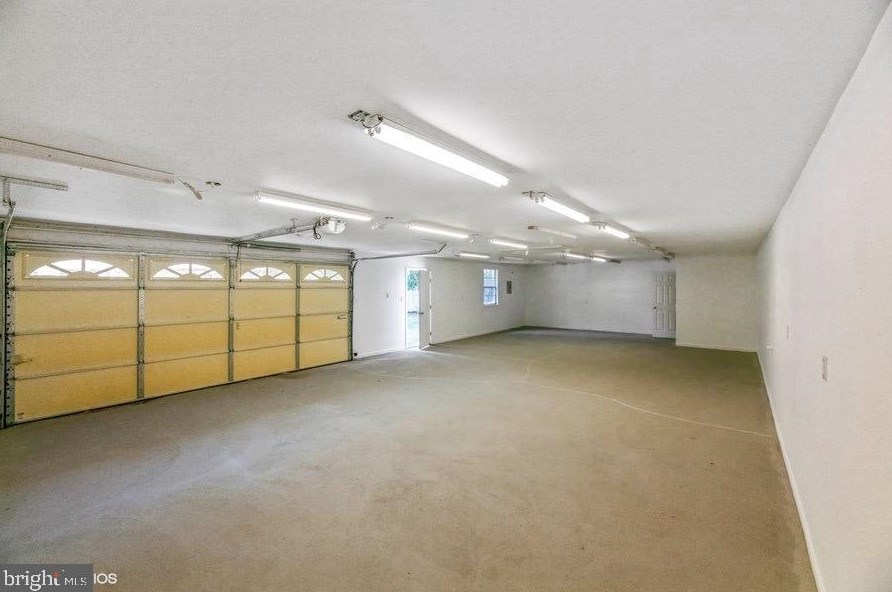 12301 Grosstown Rd, Hughesville MD  20637-2101 exterior