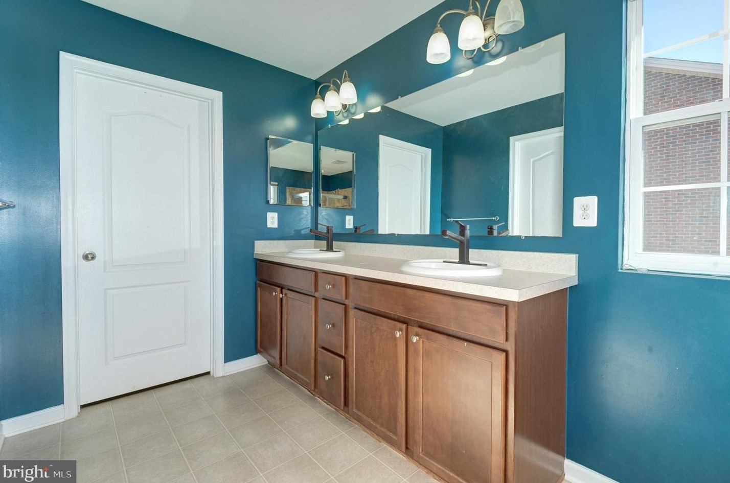 11713 Palm Desert Pl, Waldorf MD  20602-5195 exterior