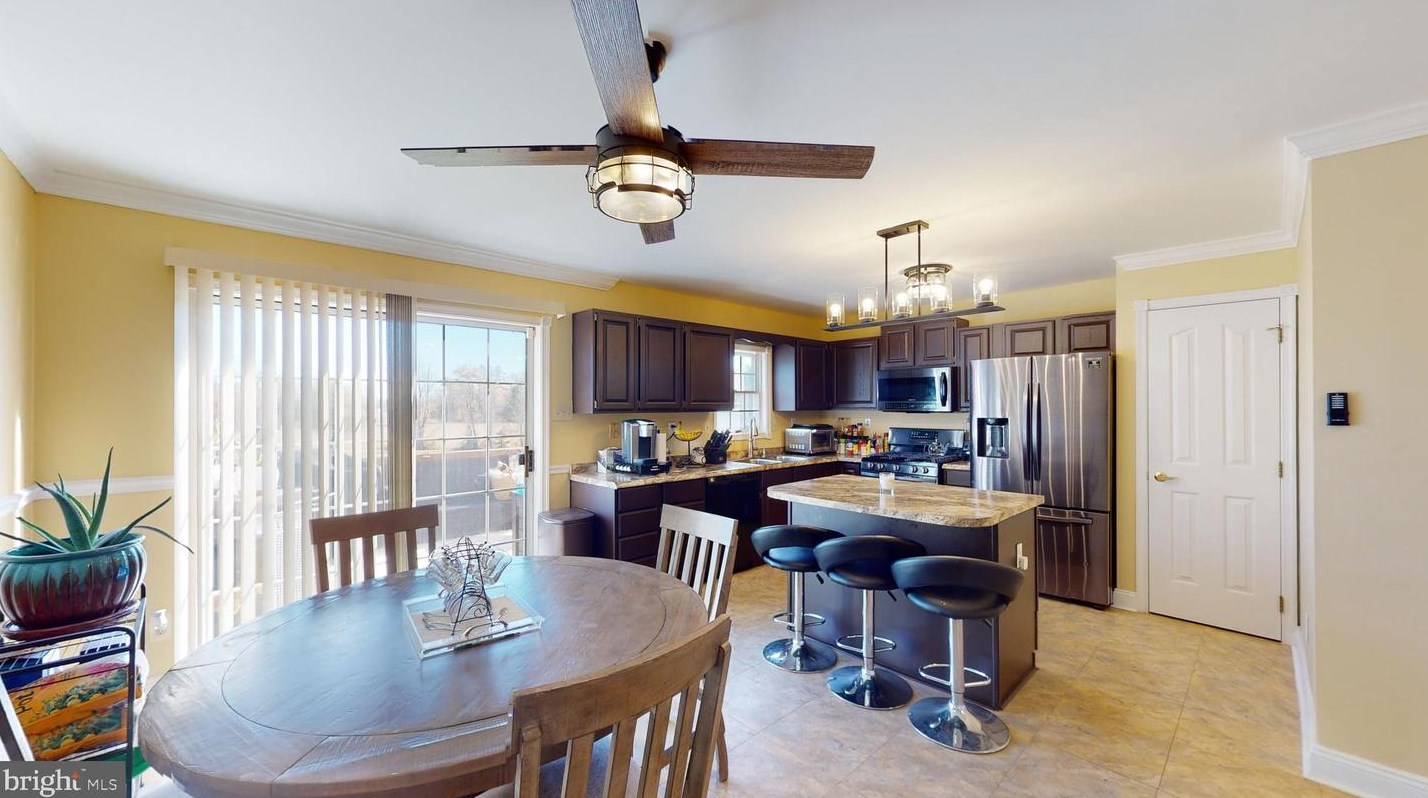 12445 Turtle Dove Pl, Waldorf MD  20602-1406 exterior