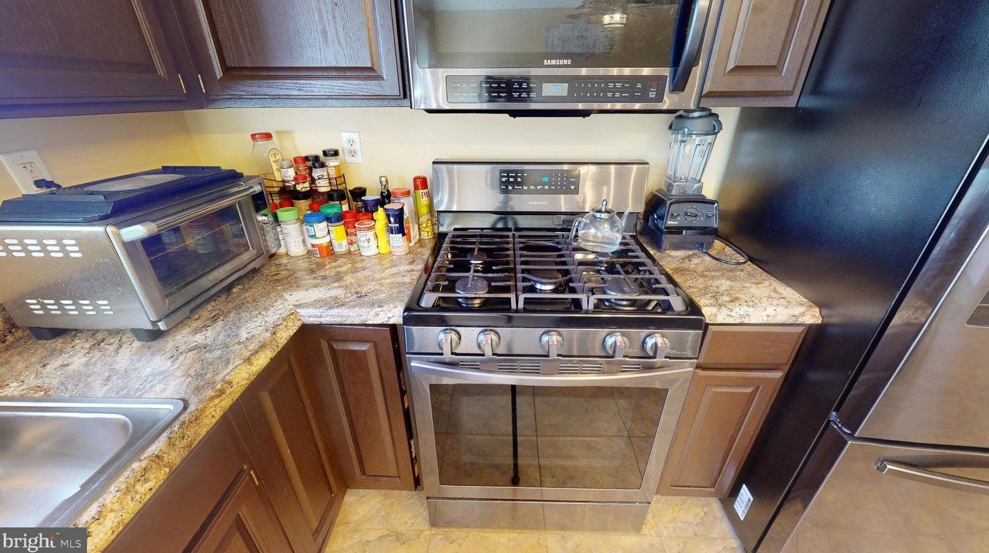 12445 Turtle Dove Pl, Waldorf MD  20602-1406 exterior