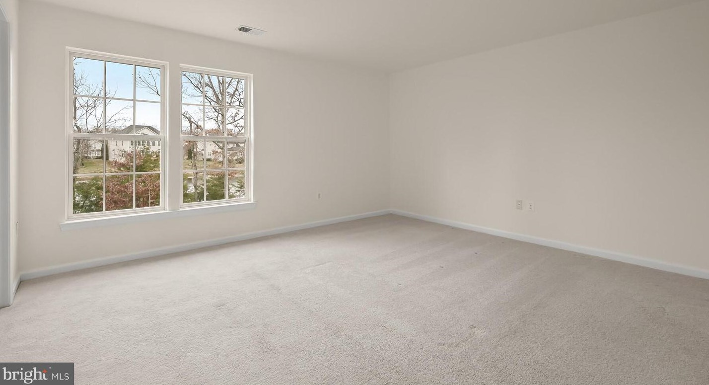 10543 Sugarberry St, Waldorf MD  20603-5715 exterior