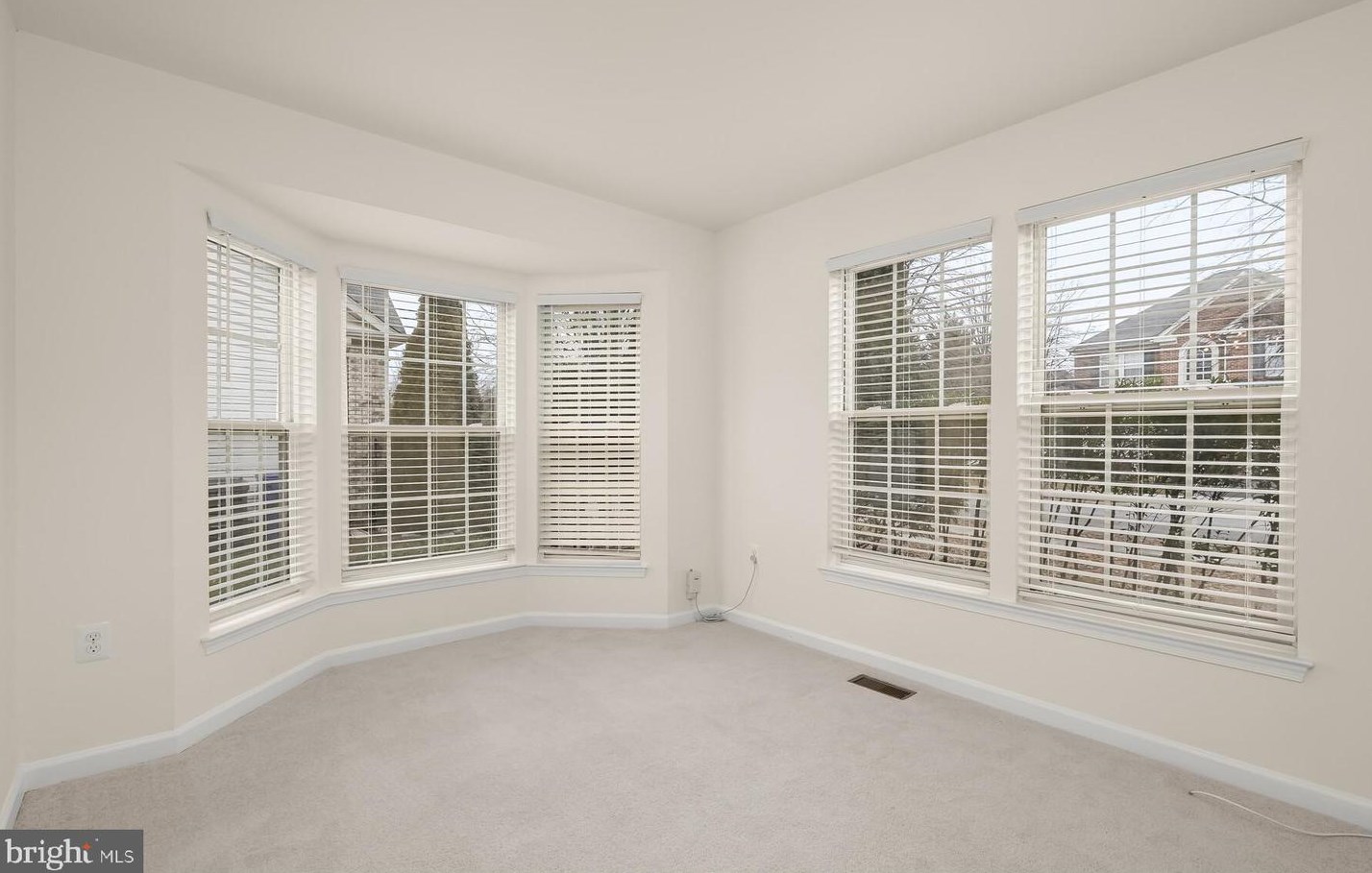 10543 Sugarberry St, Waldorf MD  20603-5715 exterior