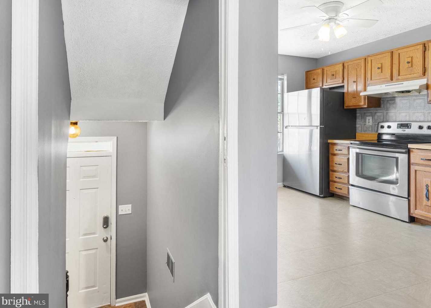 4208 Drake Ct, Waldorf MD  20603-4558 exterior