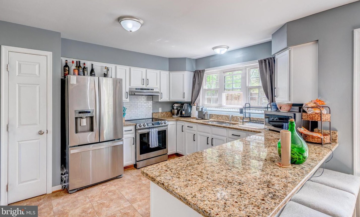 11642 Cygnet Dr, Waldorf MD  20601-2633 exterior