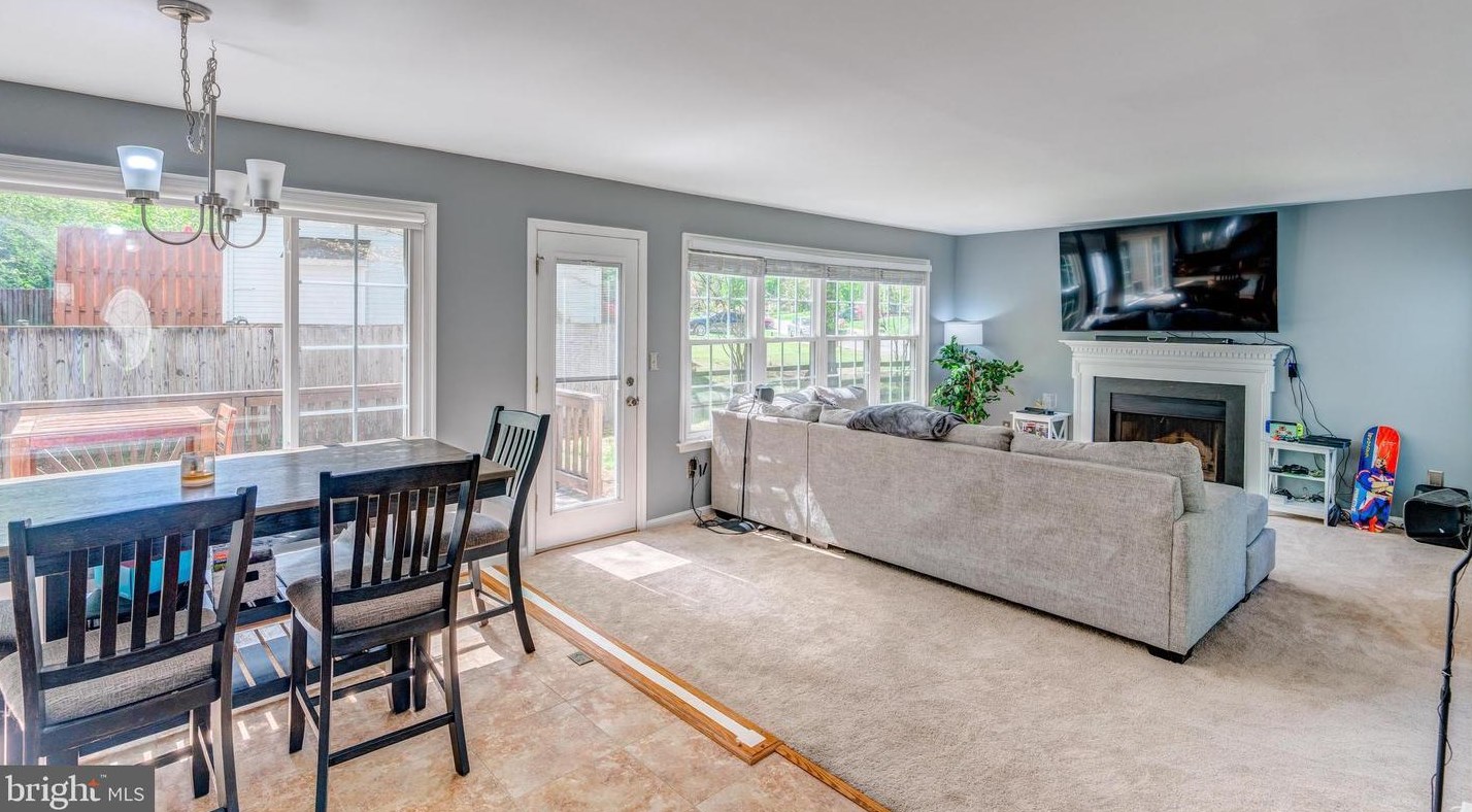 11642 Cygnet Dr, Waldorf MD  20601-2633 exterior