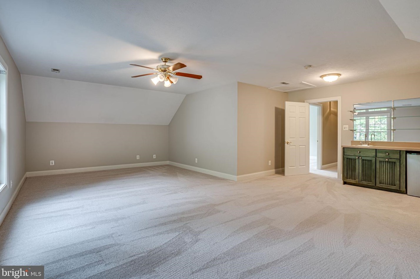 15660 Cloverleaf Ct, Hughesville MD  20637-2545 exterior