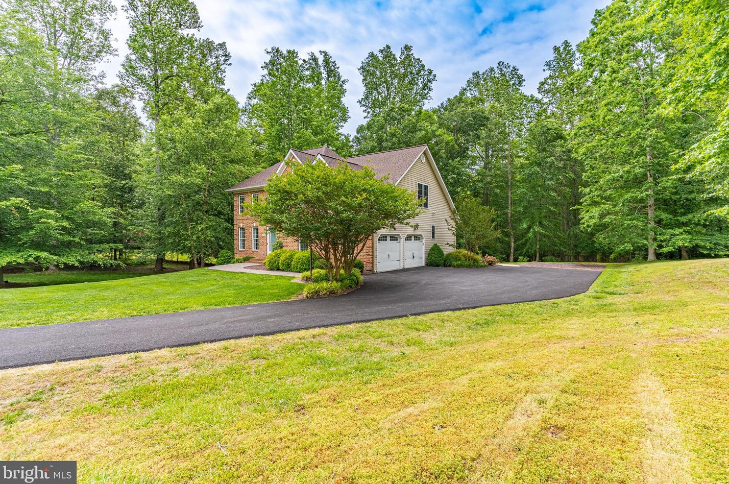 15660 Cloverleaf Ct, Hughesville MD  20637-2545 exterior