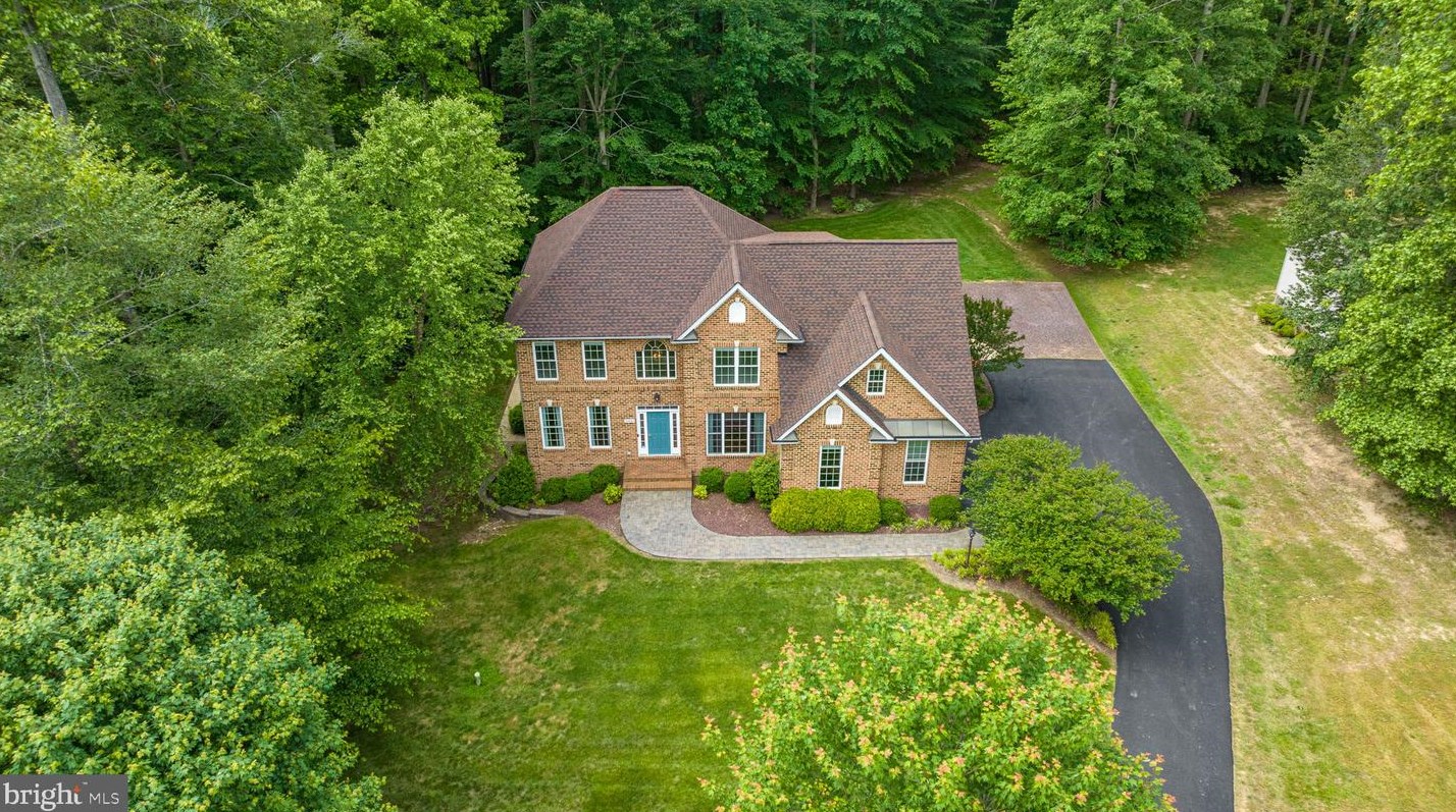 15660 Cloverleaf Ct, Hughesville MD  20637-2545 exterior