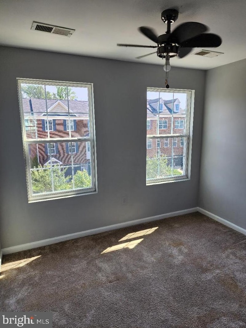 11709 Palm Desert Pl, Waldorf MD  20602-5100 exterior