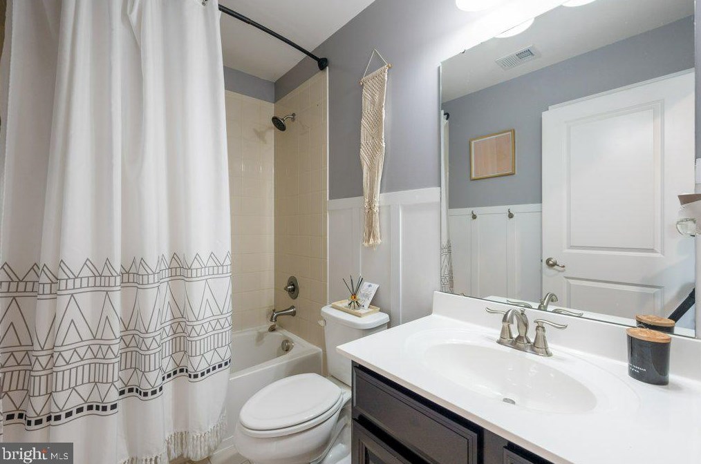 12201 Montreat Pl, Waldorf MD  20601 exterior
