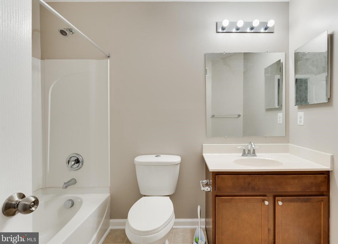 11762 Palm Desert Pl, Waldorf MD  20602-5100 exterior