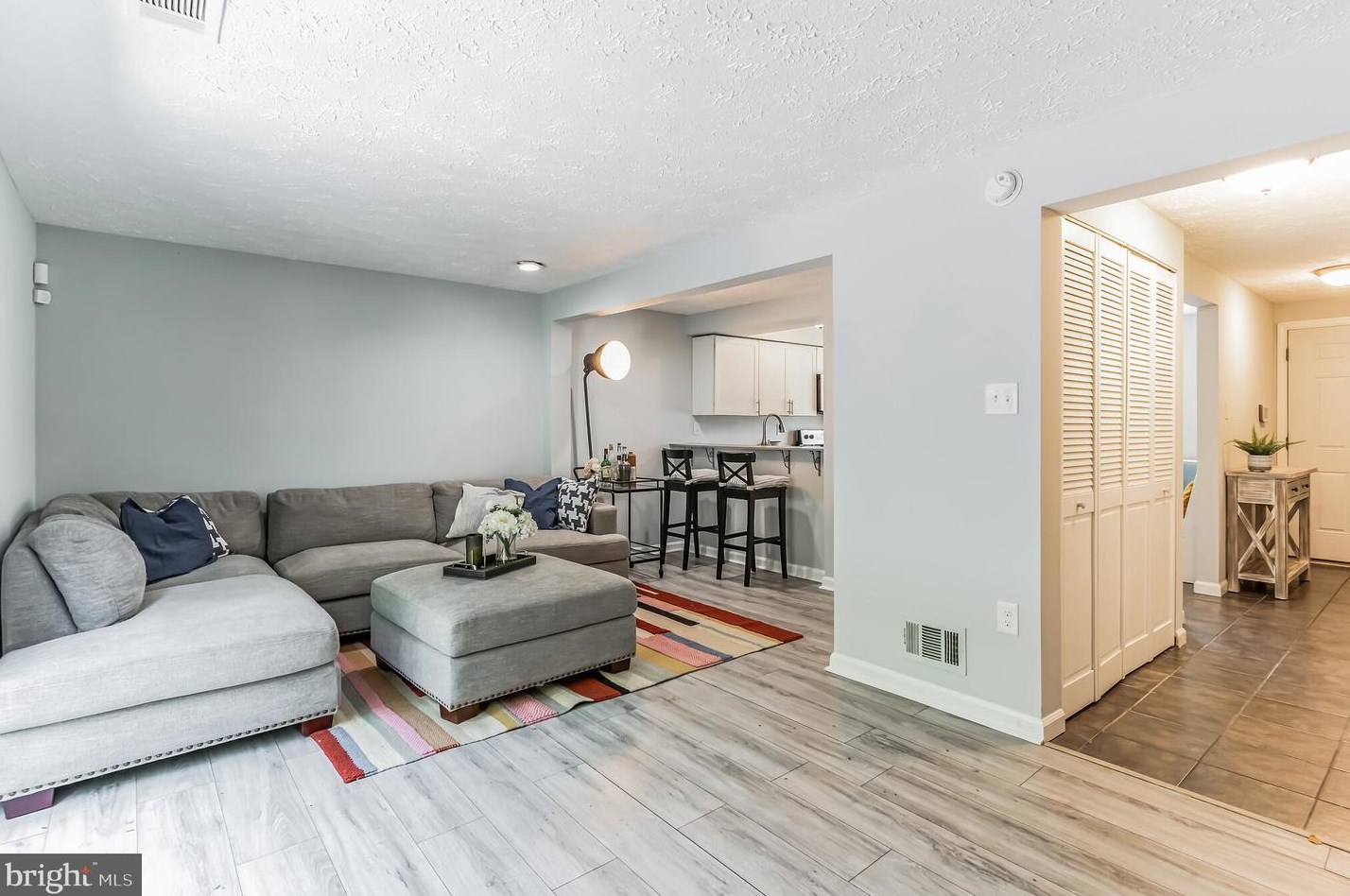 1572 Pin Oak Dr, Waldorf MD  20601-3587 exterior