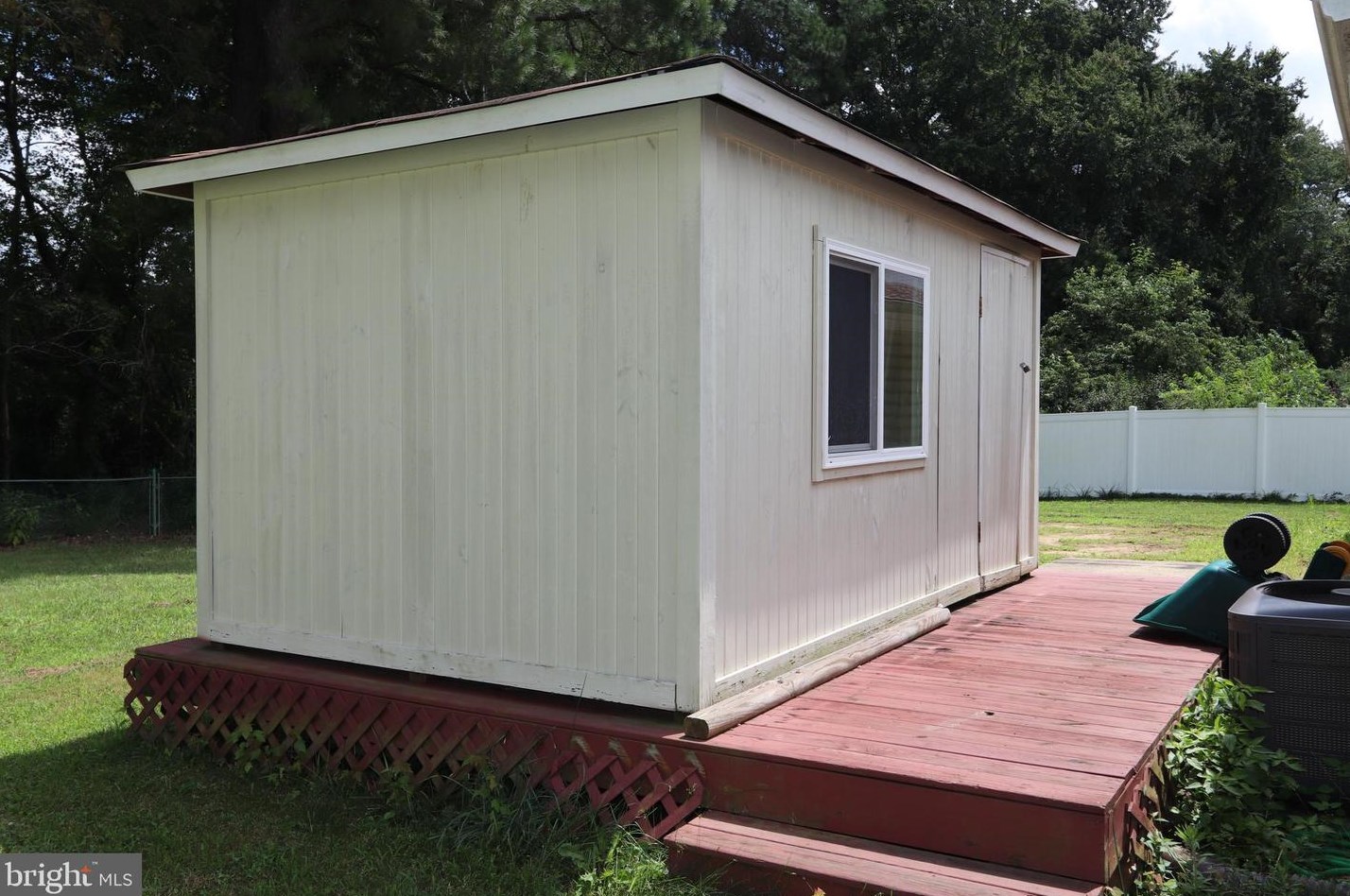 1206 Adams Rd, Waldorf MD  20602-2980 exterior