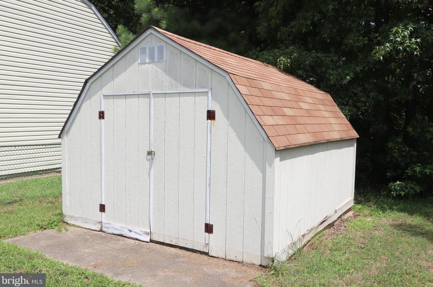 1206 Adams Rd, Waldorf MD  20602-2980 exterior