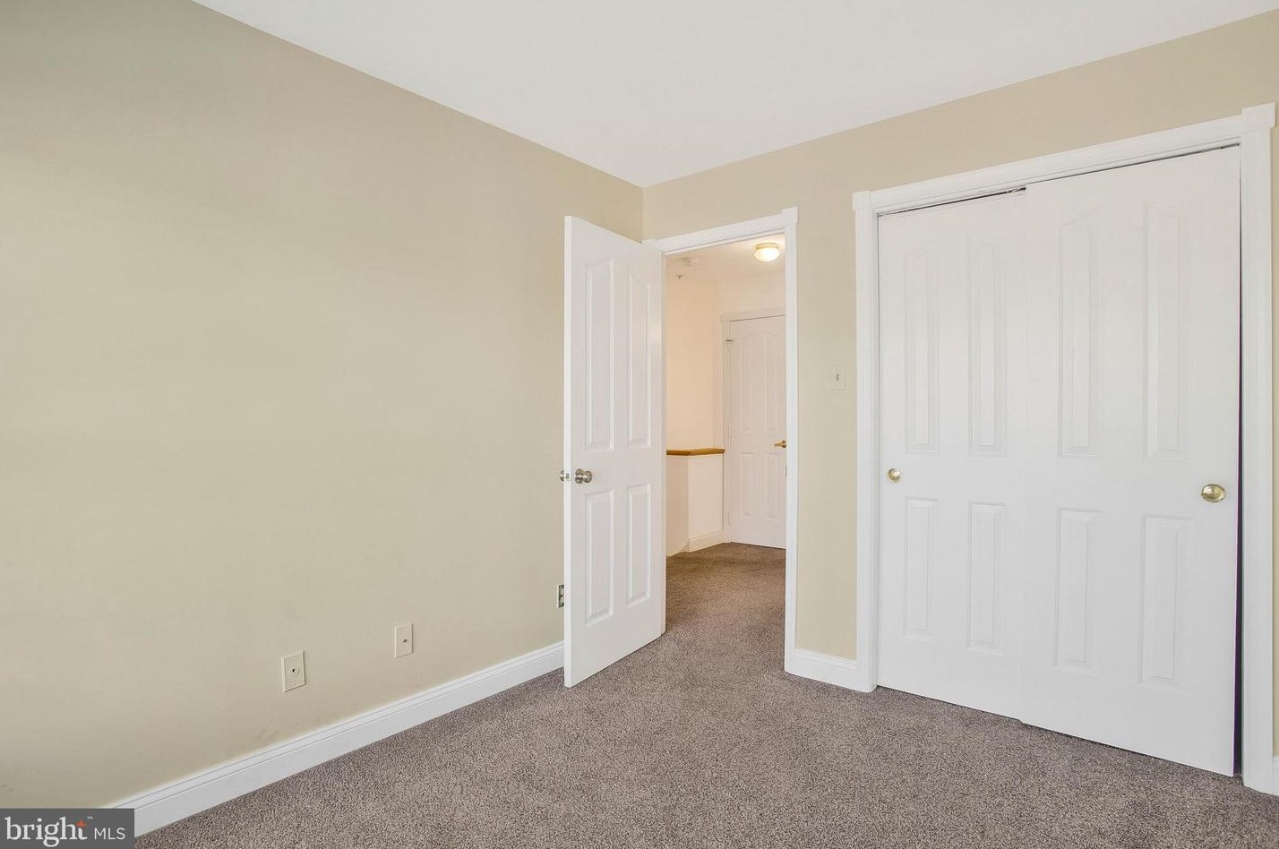 12402 Derek Pl, Waldorf MD  20602-1408 exterior