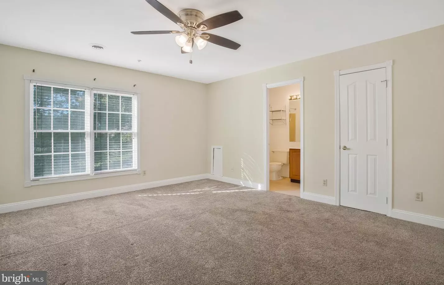 12402 Derek Pl, Waldorf MD  20602-1408 exterior