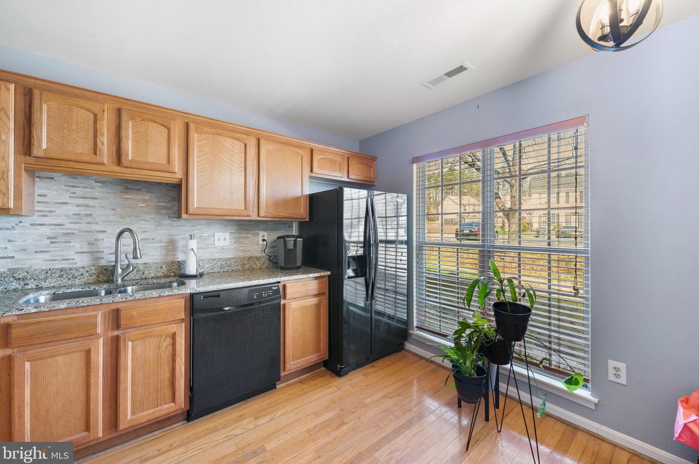 3923 Light Arms Pl, Waldorf MD  20602-2551 exterior