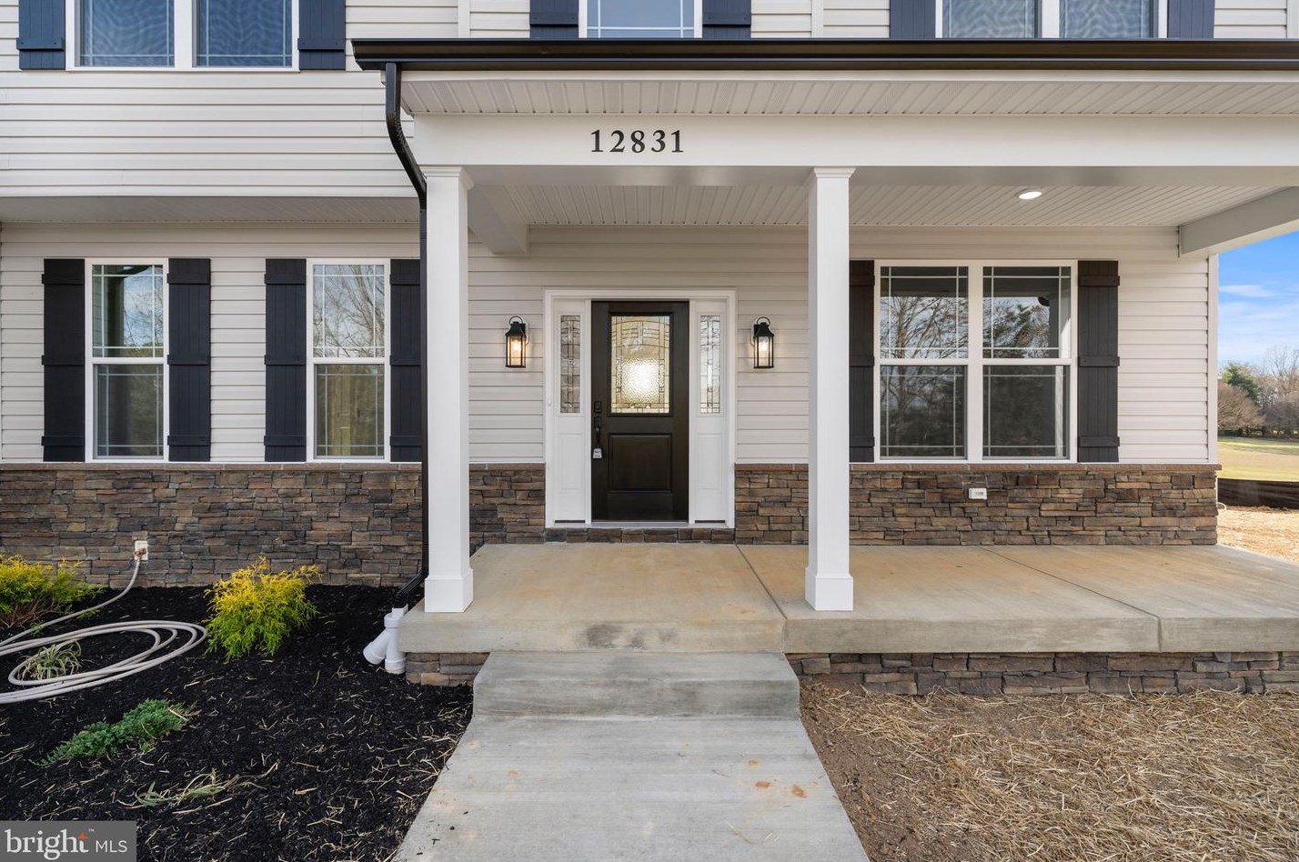 12831 Grosstown Rd, Hughesville MD  20637-2118 exterior