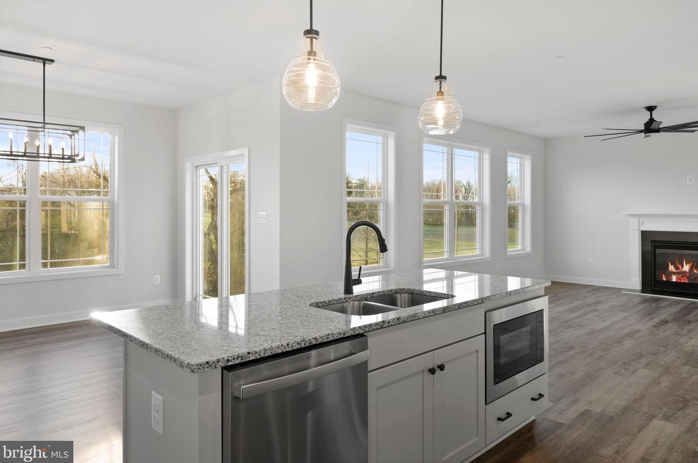 12831 Grosstown Rd, Hughesville MD  20637-2118 exterior