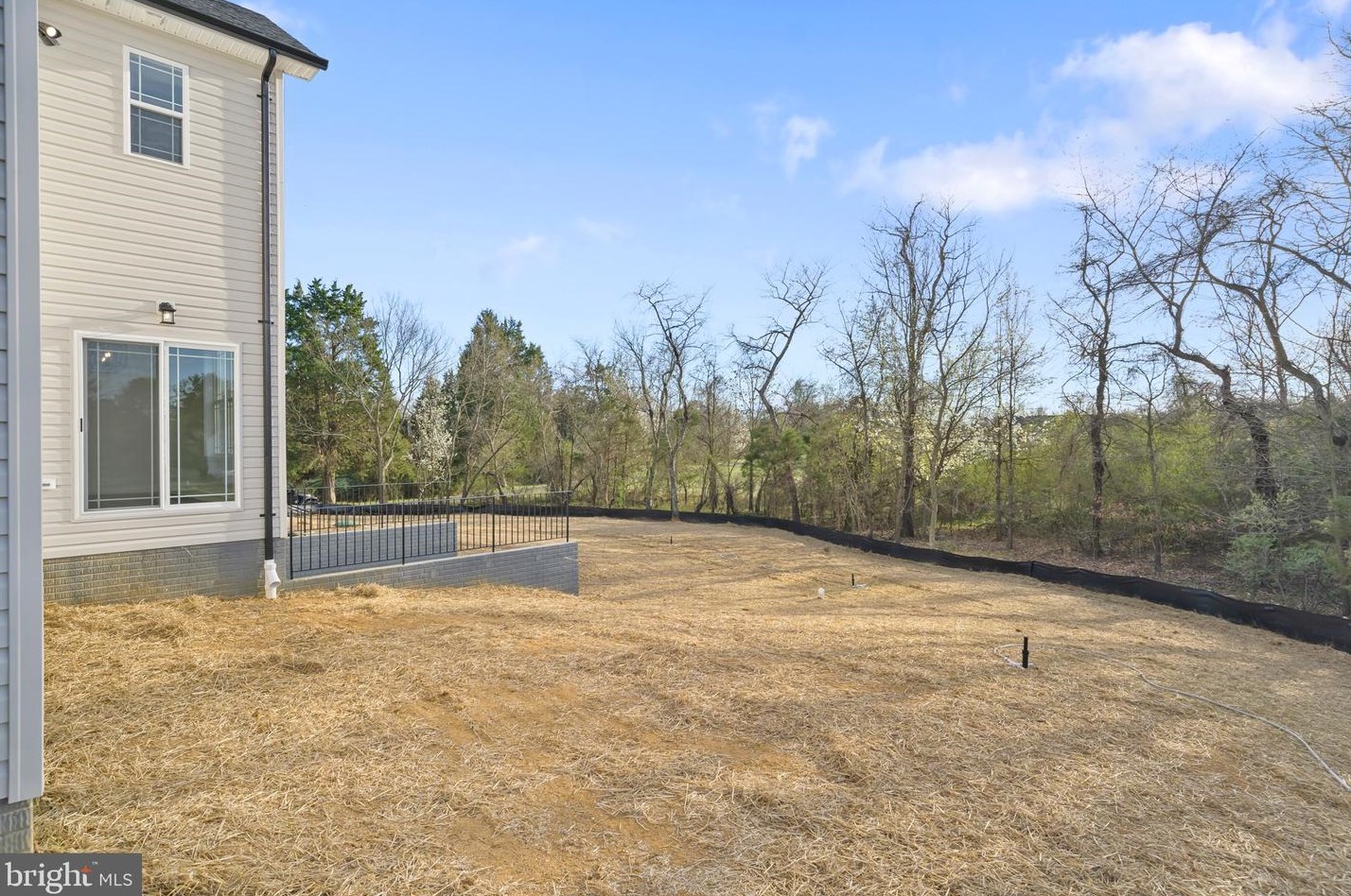 12831 Grosstown Rd, Hughesville MD  20637-2118 exterior