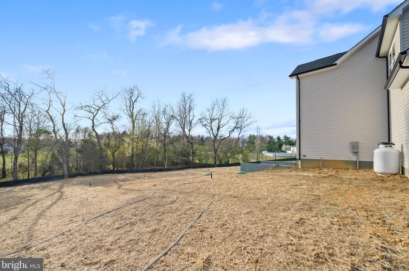 12831 Grosstown Rd, Hughesville MD  20637-2118 exterior