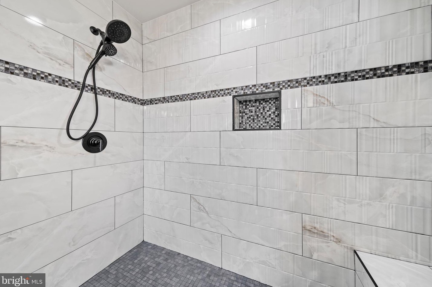 12831 Grosstown Rd, Hughesville MD  20637-2118 exterior