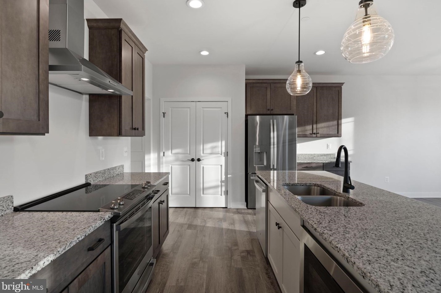 12831 Grosstown Rd, Hughesville MD  20637-2118 exterior