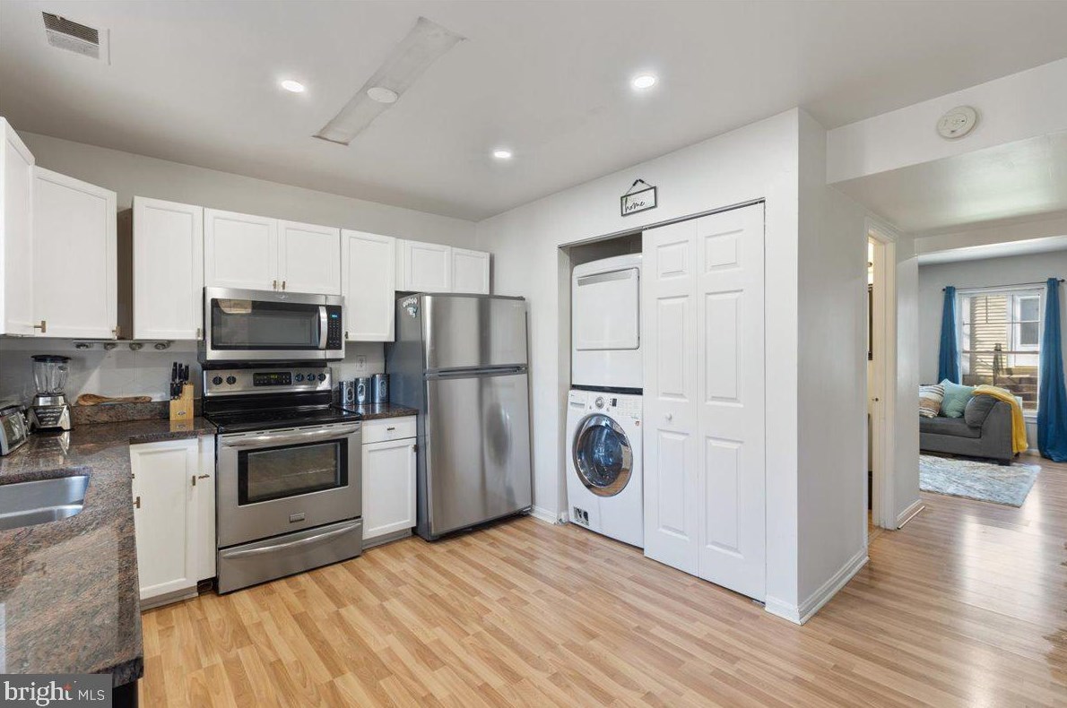 3933 Wintergreen Pl, Waldorf MD  20602-2655 exterior