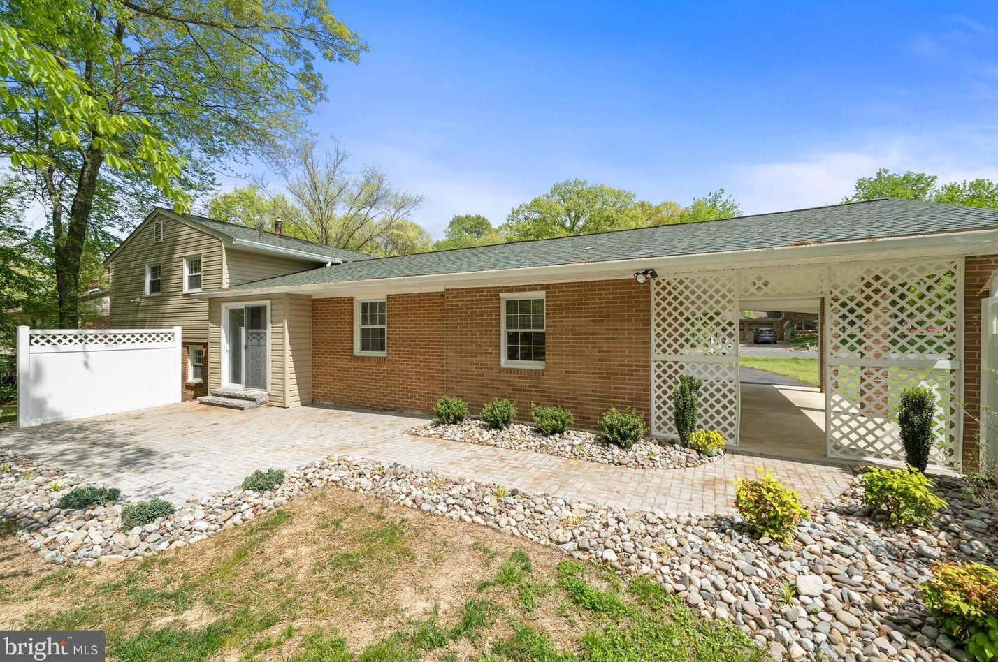 9286 Rollingwood Dr, Pomfret MD  20675-3123 exterior