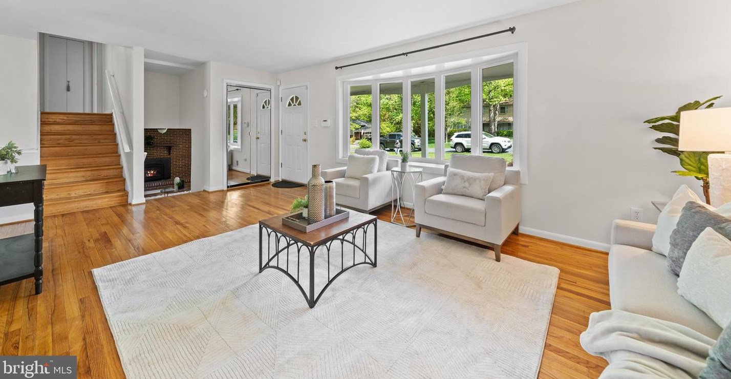 9286 Rollingwood Dr, Pomfret MD  20675-3123 exterior