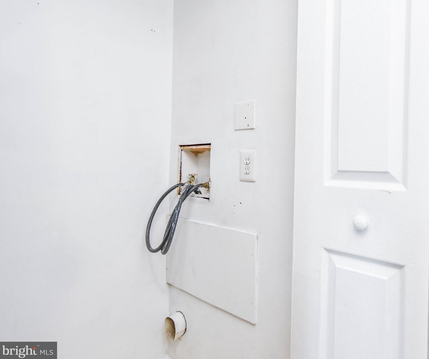 2625 Rooks Head Pl, Waldorf MD  20602-2059 exterior