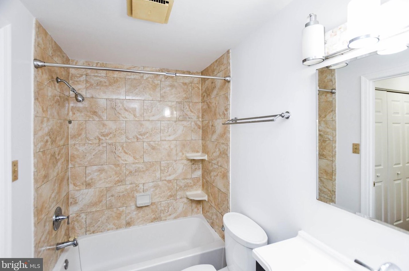 2625 Rooks Head Pl, Waldorf MD  20602-2059 exterior
