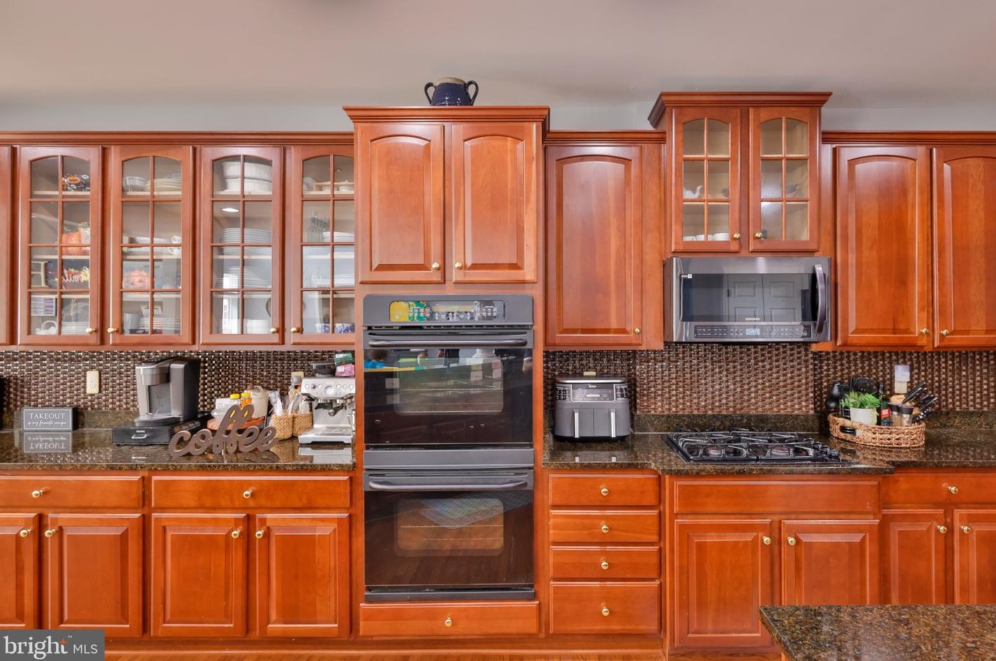 10490 Sugarberry St, Waldorf MD  20603-5715 exterior