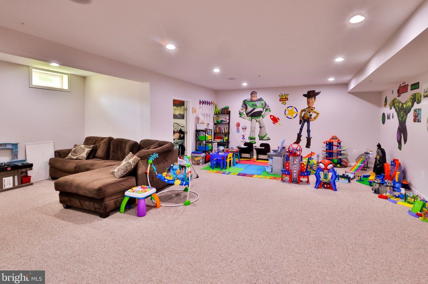 10490 Sugarberry St, Waldorf MD  20603-5715 exterior