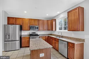 9463 Biltmore St, Waldorf, MD 20603 - Photo 5